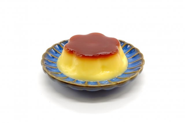 シャトレーゼのプリンは何歳からOK？赤ちゃんに安心な食べ方ガイド